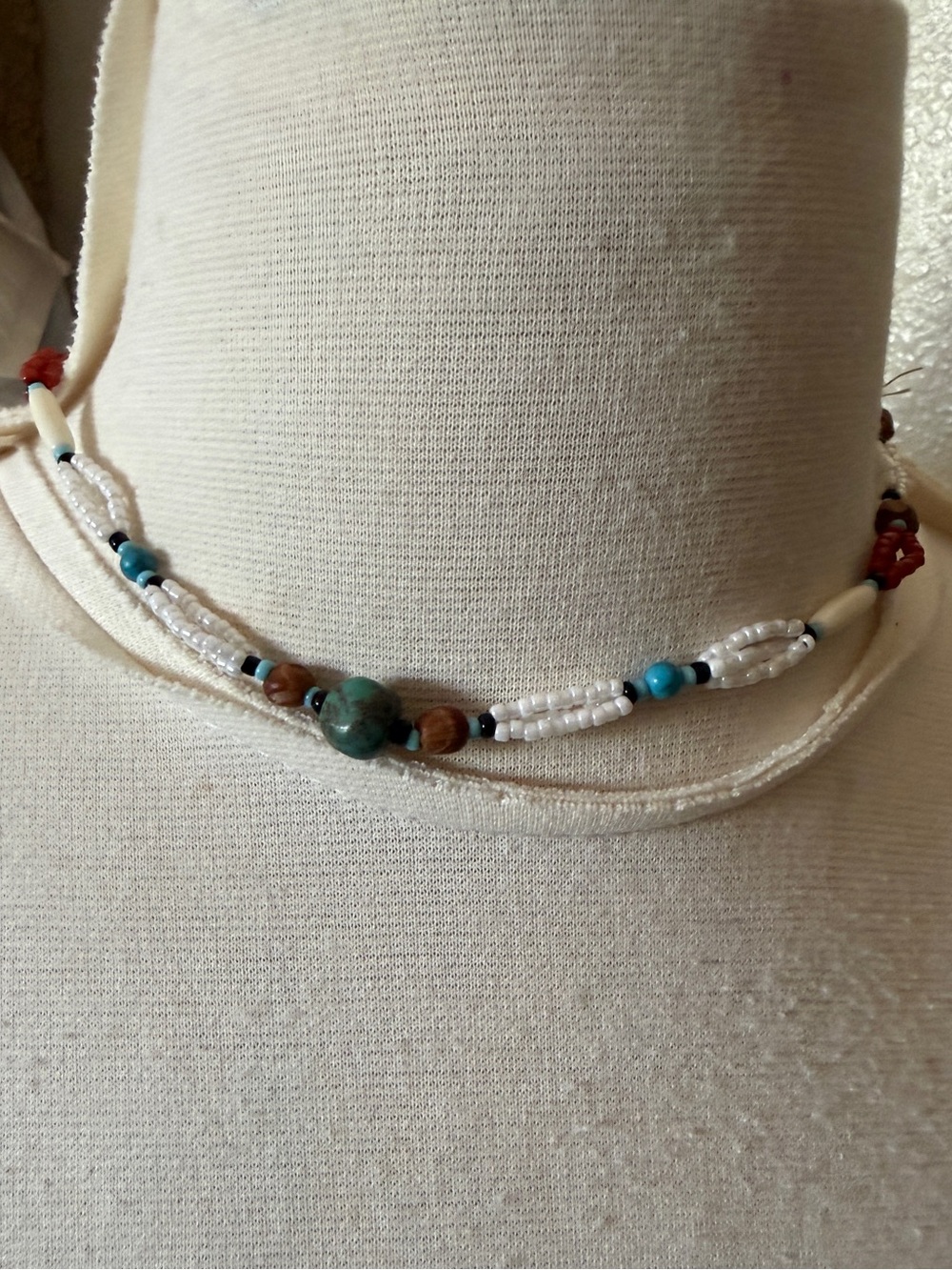 Handmade White Beaded Native American choker Necklace Turquoise Red beads suede